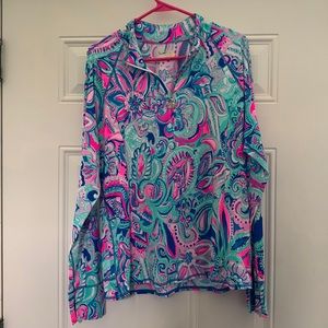 NWT luxletic Lilly Pulitzer XL top